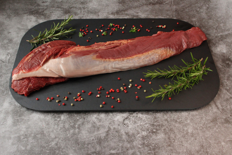 Rind Filet ohne Kette zugeputzt Lungenbraten