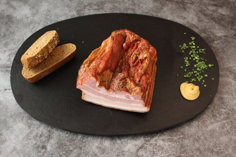 Kaiserfleisch ohne Knochen halbiert Kaiserfleisch ohne Knochen halbiert